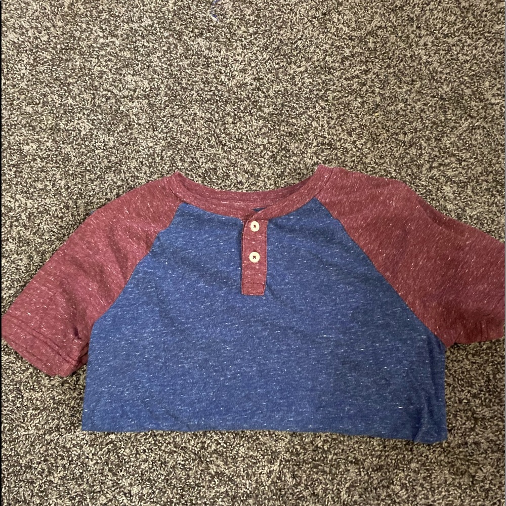 Soft tee with button detail